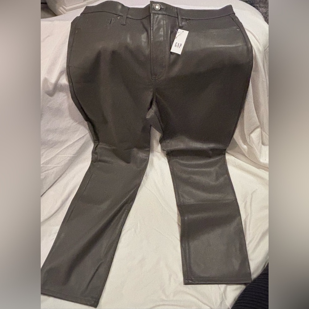 NWT Women’s size 16 Polyurethane coating GAP Gray Vintage Slim High Rise Pants